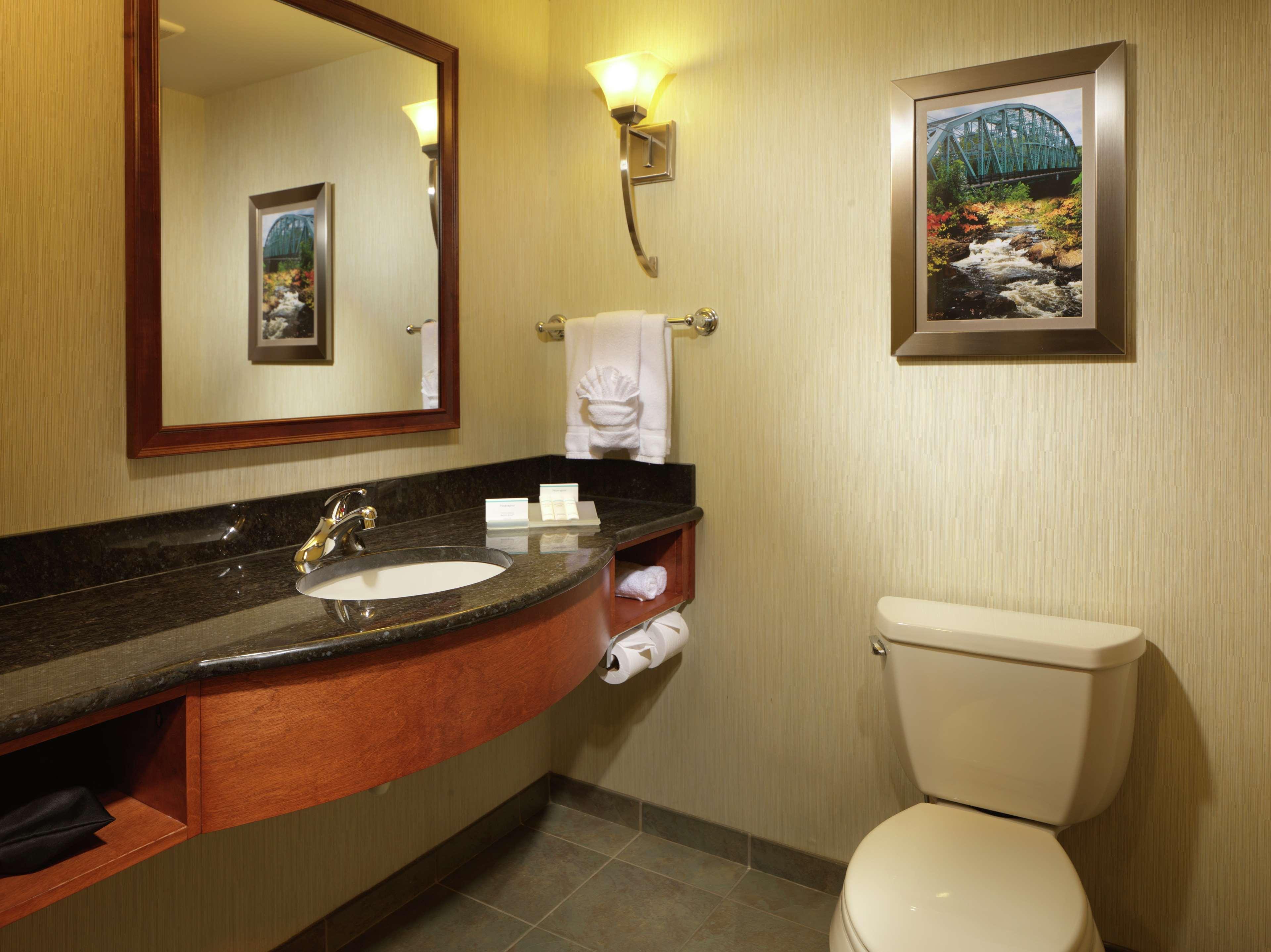 Hilton Garden Inn Milford Exterior foto
