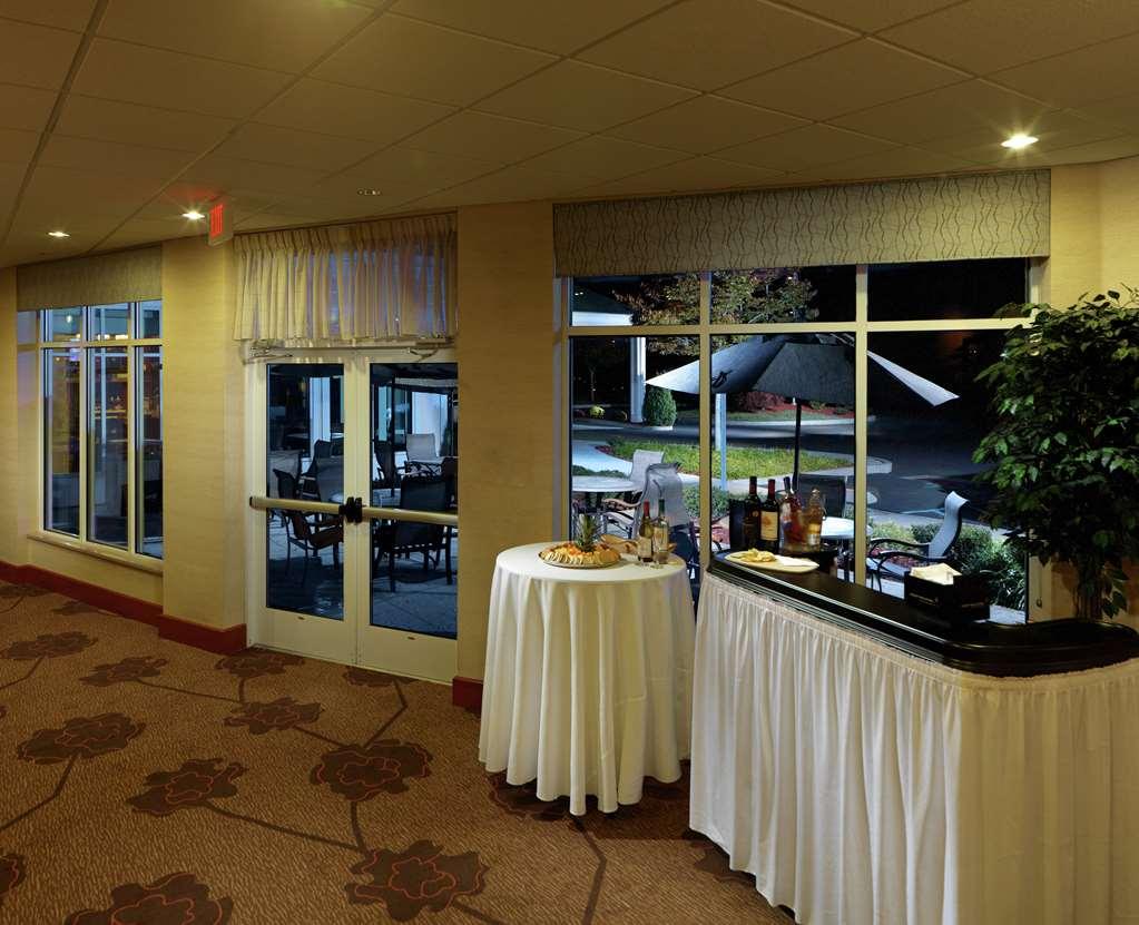Hilton Garden Inn Milford Instalações foto